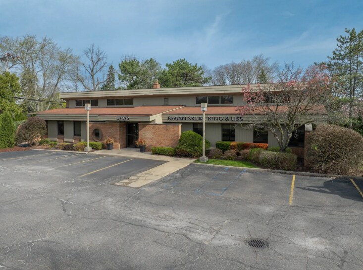 33450 W 12 Mile Rd, Farmington Hills, MI for Sale