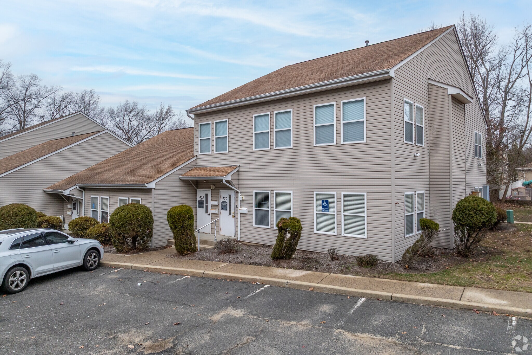 430 Bridge Plaza Dr, Manalapan Township, NJ for Sale