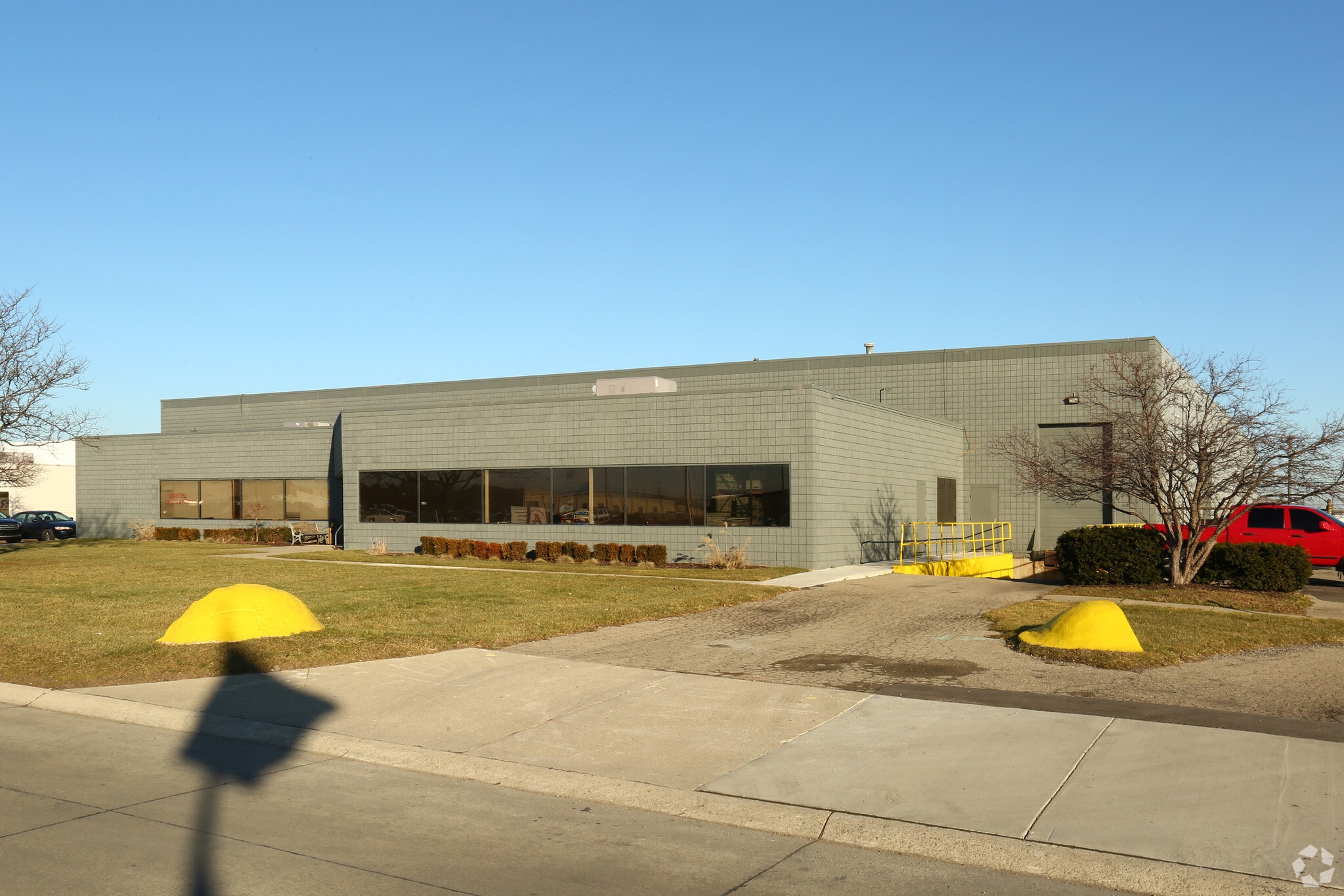 11844 Hubbard St, Livonia, MI for Rent