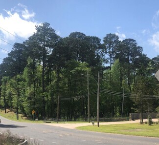 283 E Flournoy Lucas Rd  