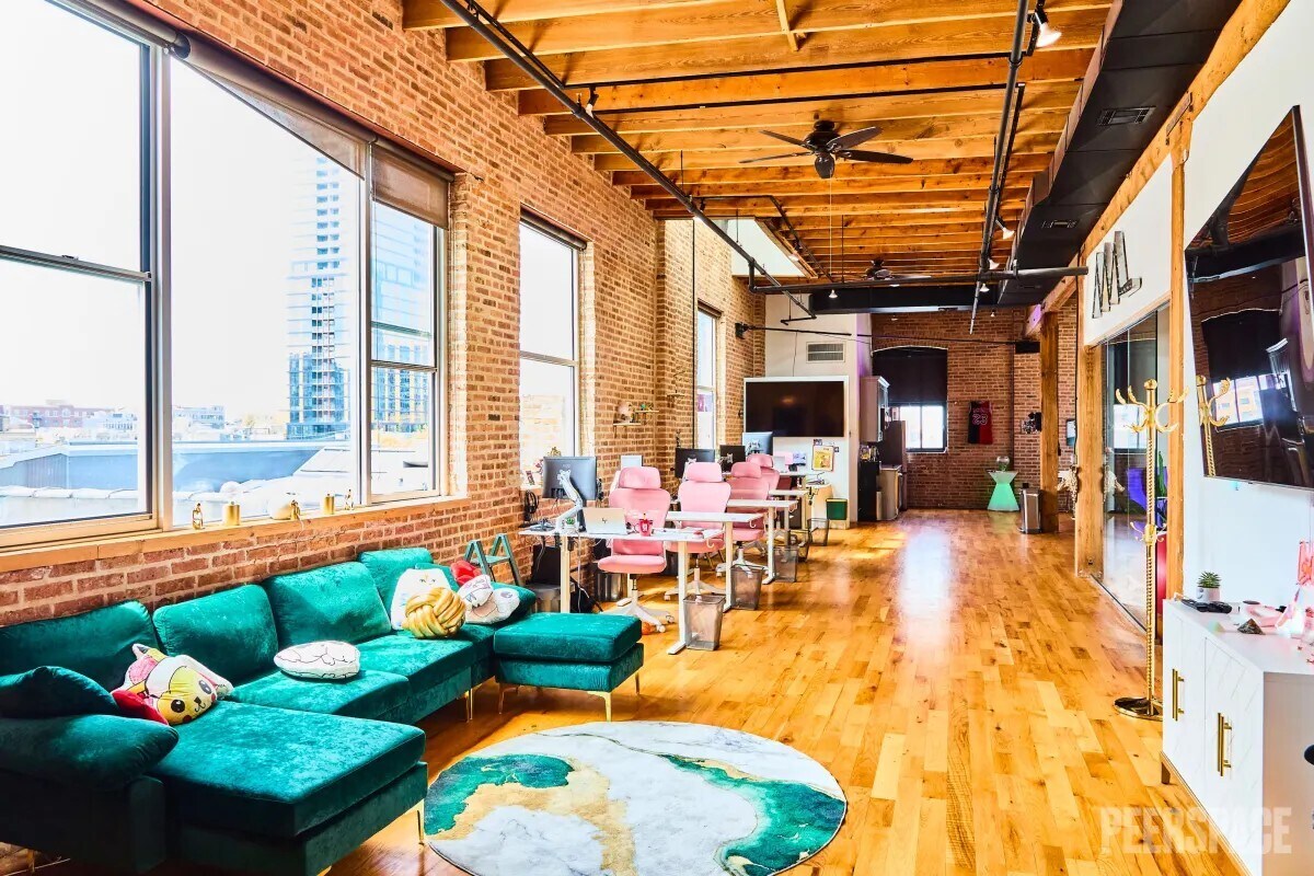 210 N Racine Ave, Chicago, IL for Rent