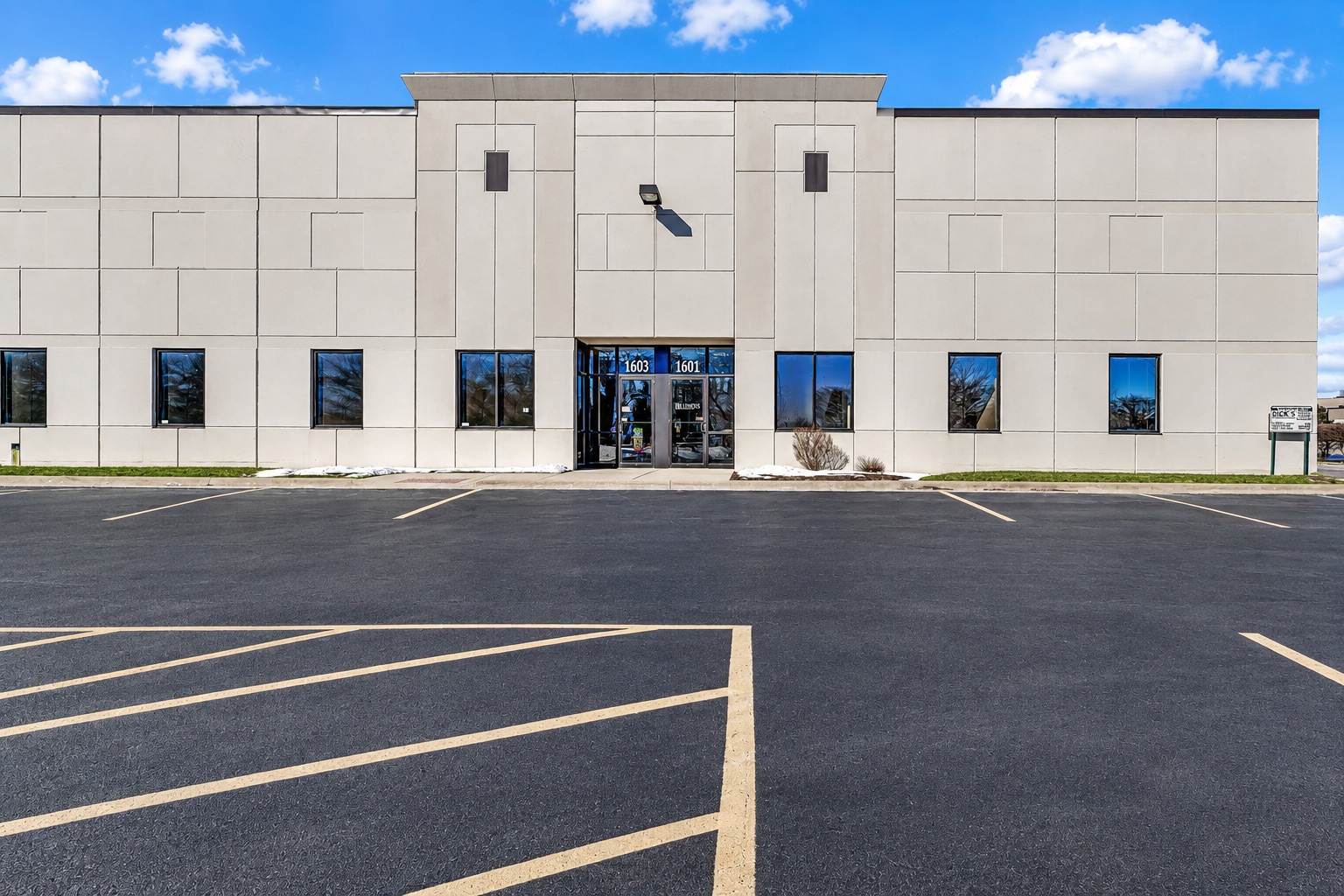 1603 Rock Creek Blvd, Joliet, IL for Rent