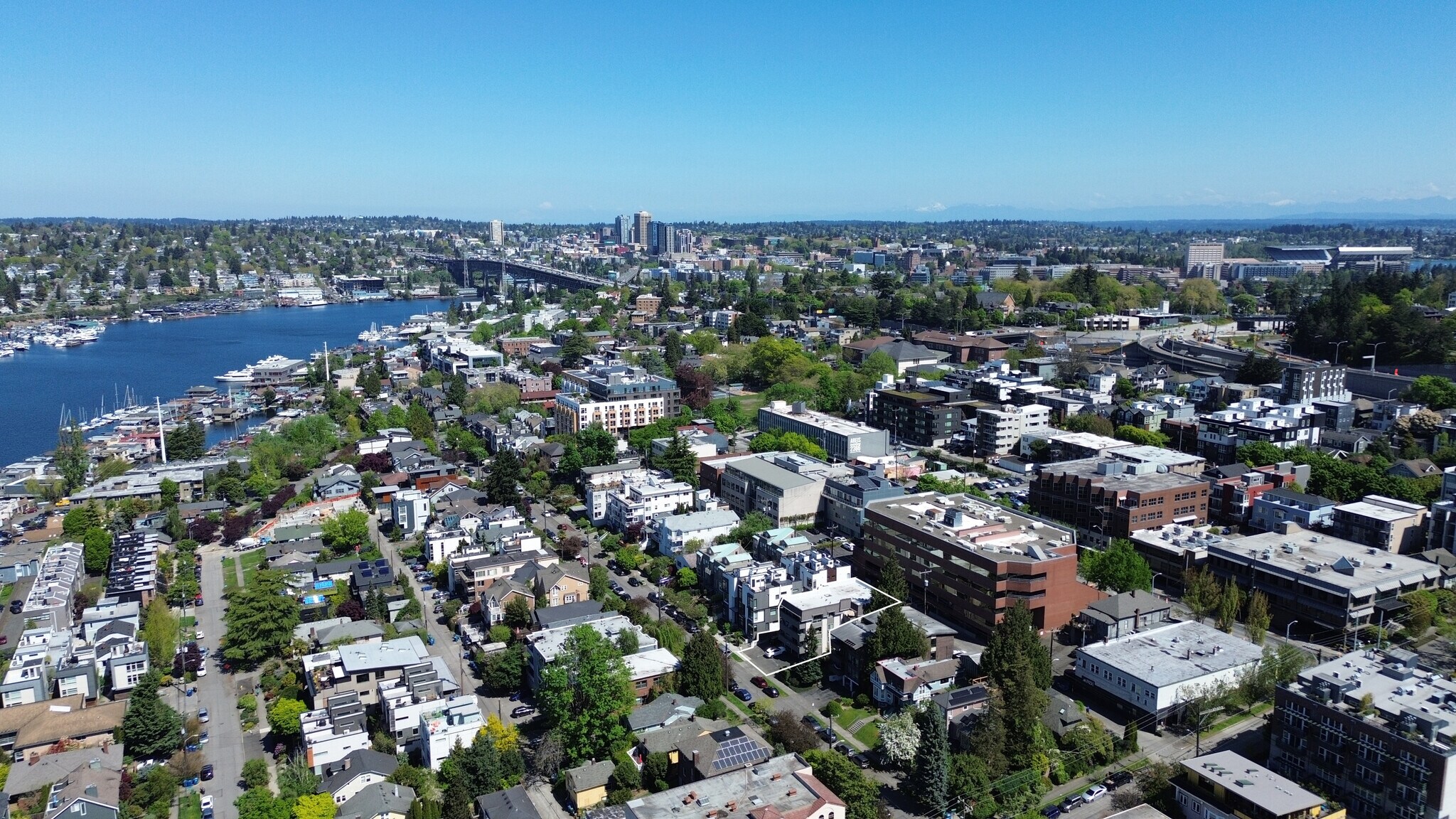 2318 Yale Ave E, Seattle, WA for Sale