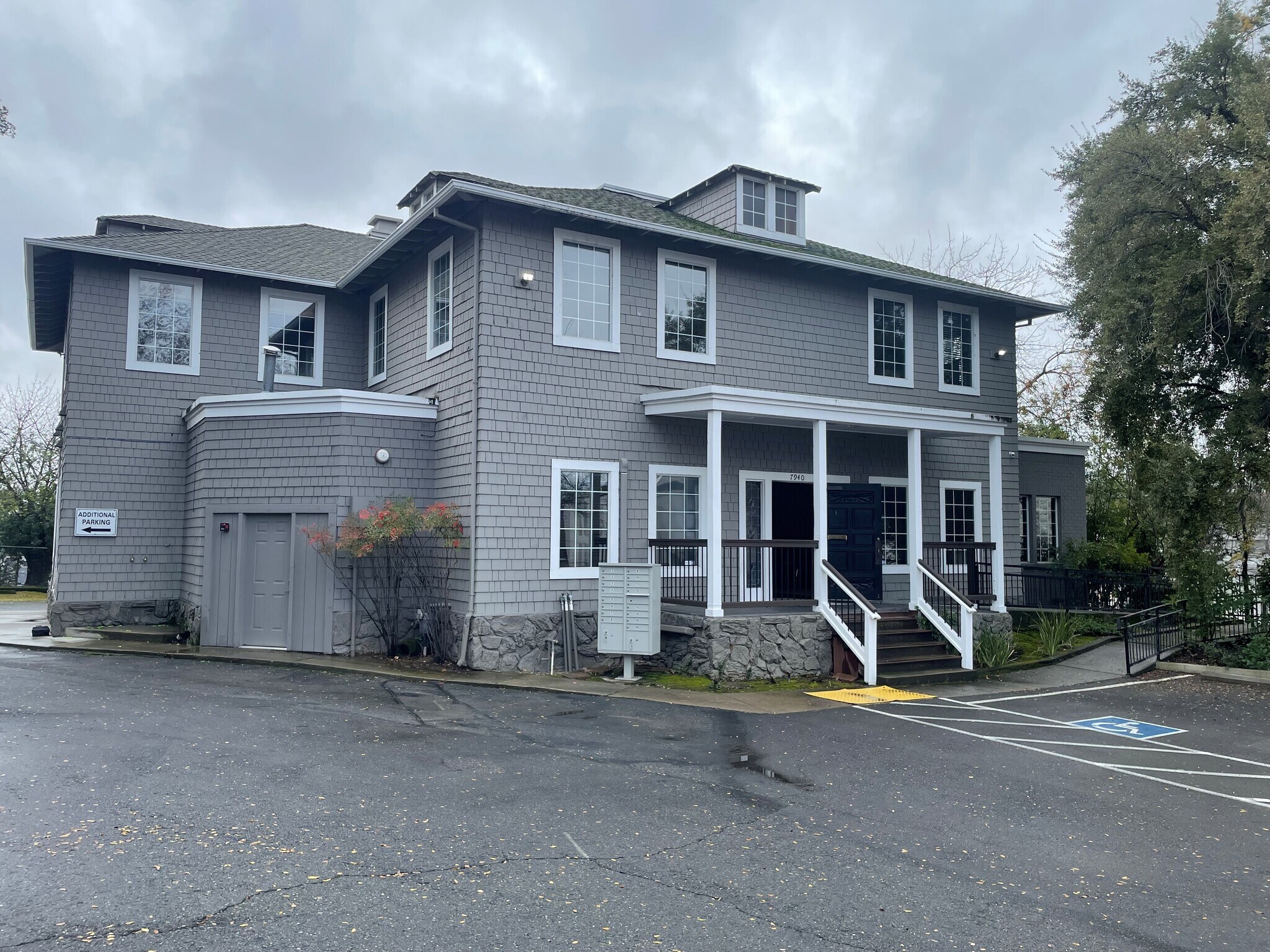 7940 California Ave, Fair Oaks, CA for Rent