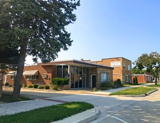 Des Plaines, IL Light Distribution - 72-76 N Broadway St