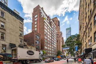 New York, NY Retail - 827-831 Lexington Ave