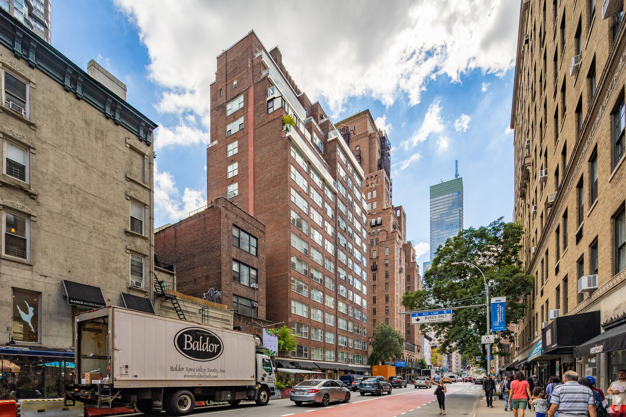827-831 Lexington Ave, New York, NY for Rent