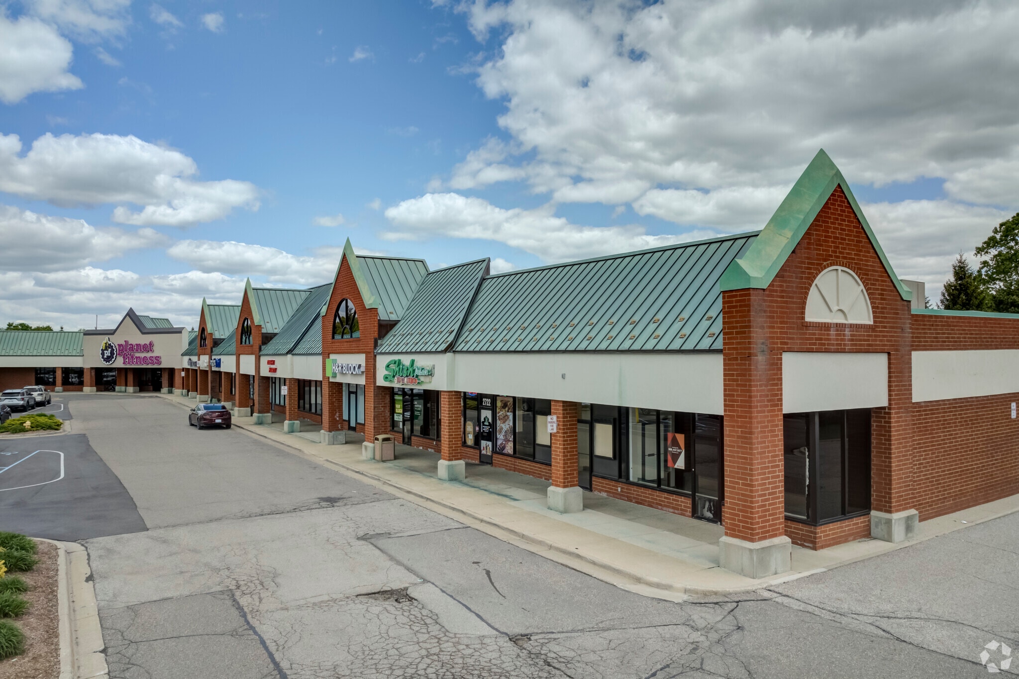 2720-2850 Washtenaw Ave, Ypsilanti, MI for Rent
