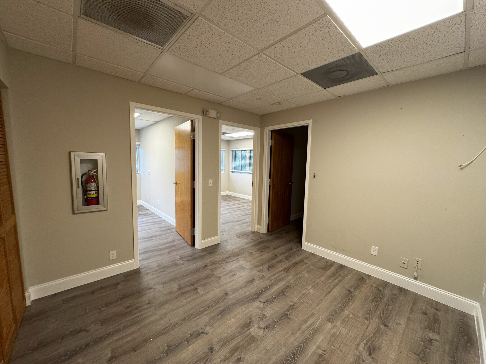 4532 Tamiami Trl E, Naples, FL for Rent