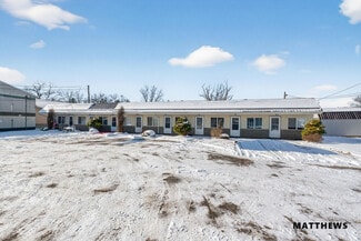 Mansfield, OH Apartments - 327 N Trimble Rd
