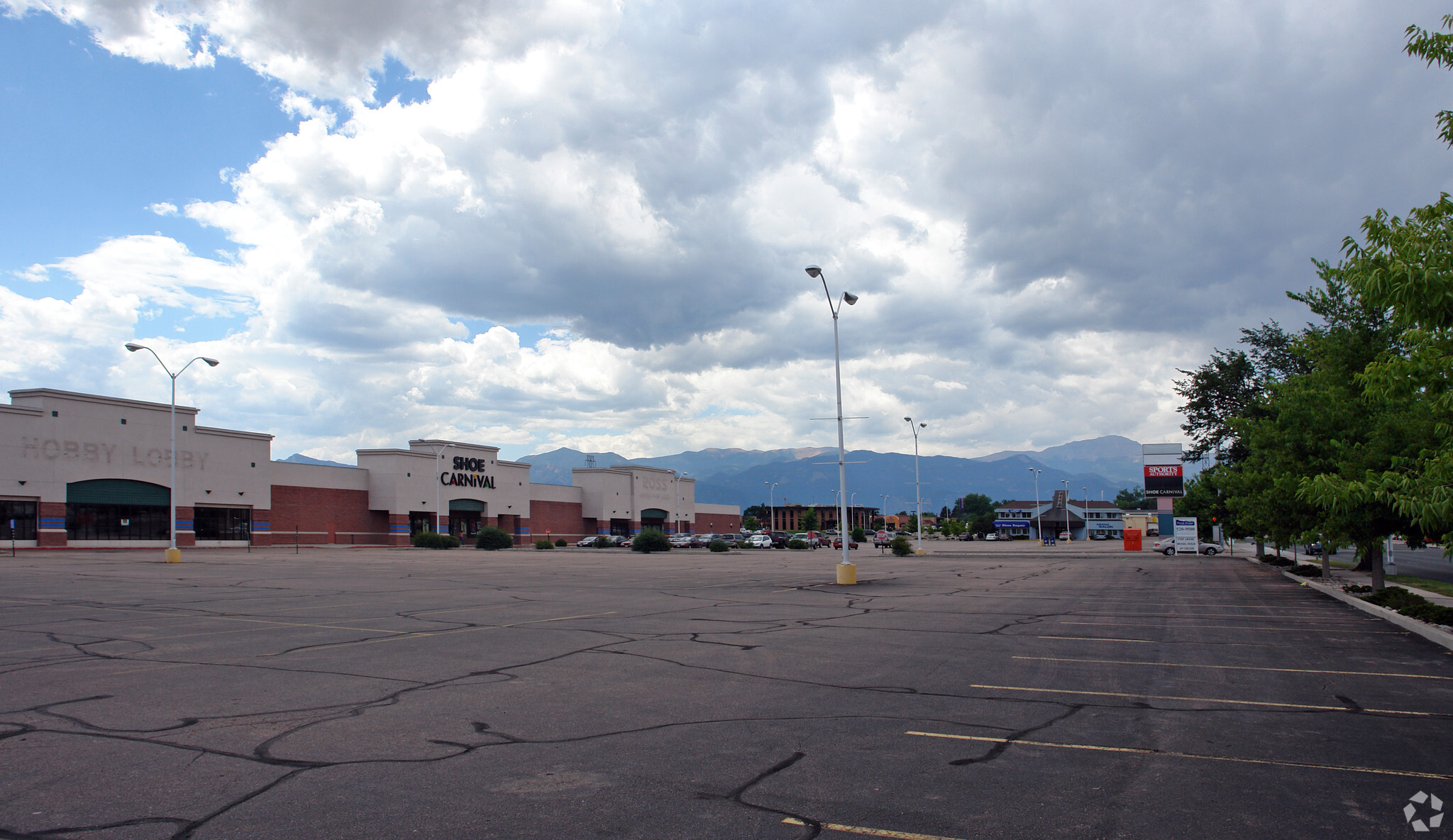 Shoe carnival best sale in colorado springs