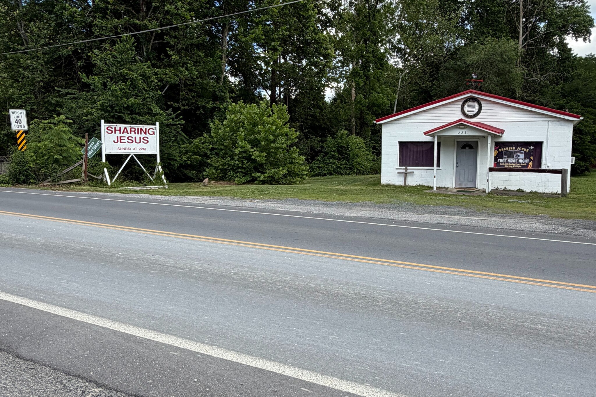 223 First Ave, Hampton, TN for Sale
