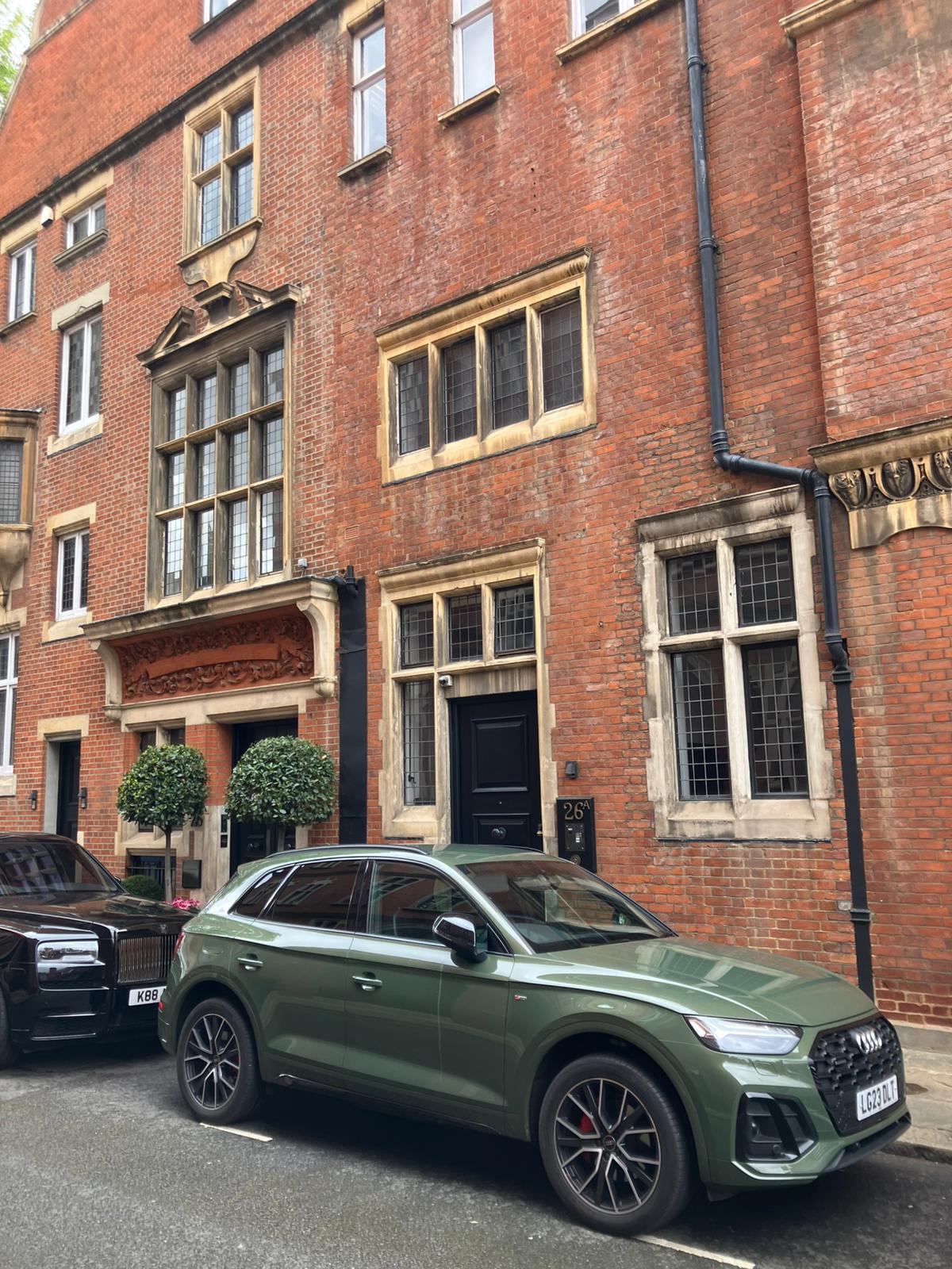26-26A Cadogan Sq, London, LND for Rent
