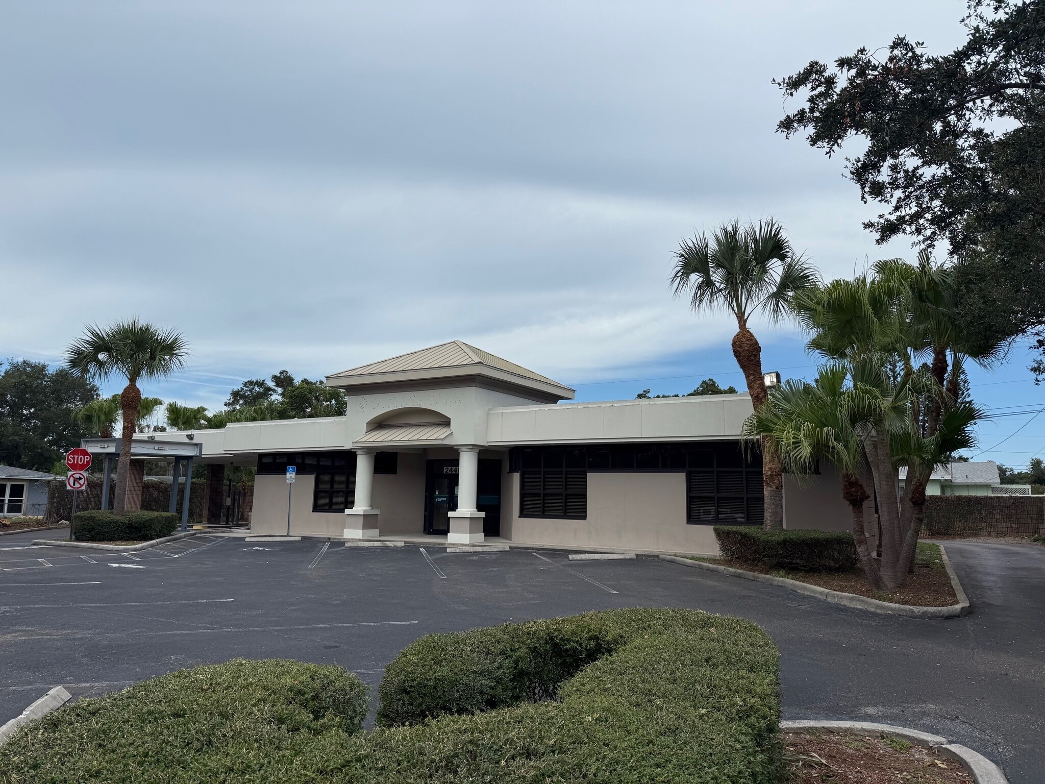 2440 Sunset Point Rd, Clearwater, FL for Rent