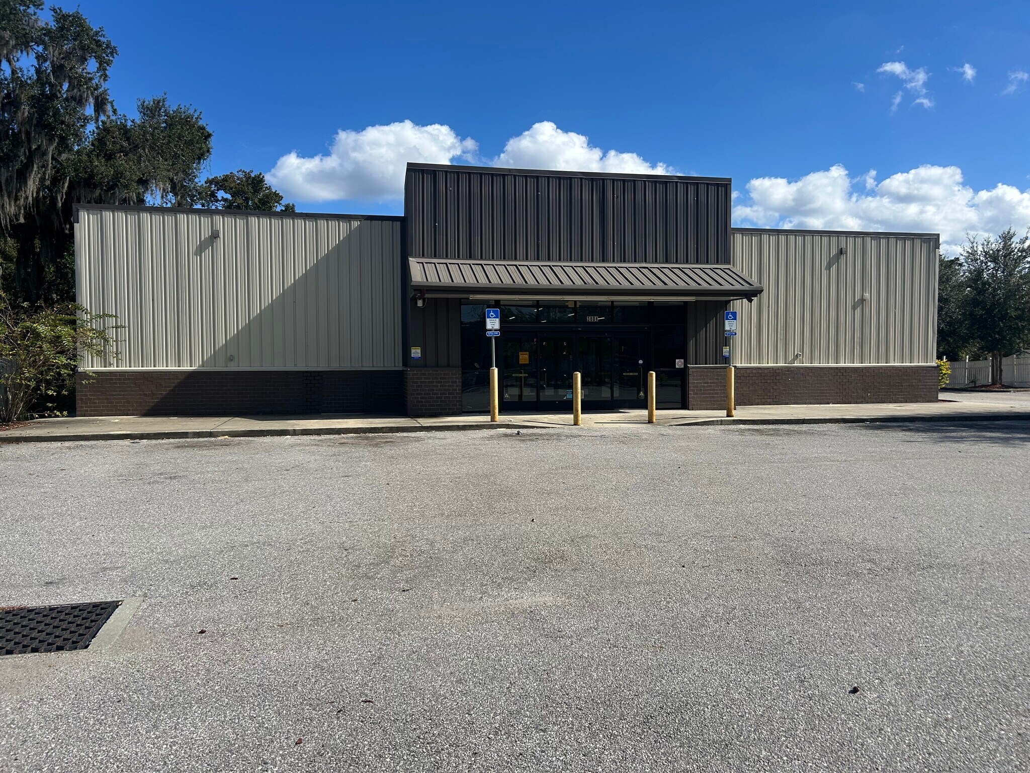 3801 N Main St, Jacksonville, FL for Rent