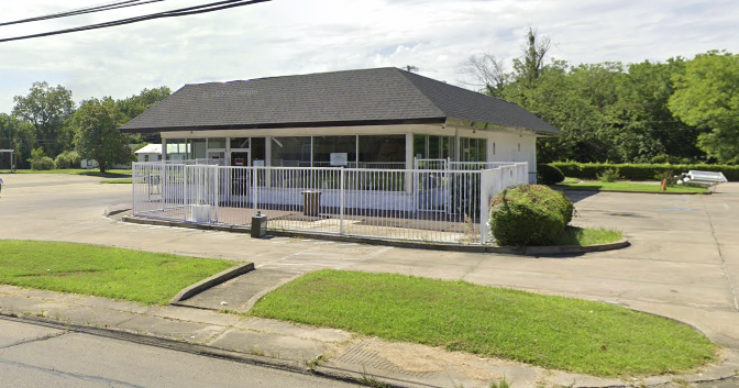 506 W Main St, Clarksville, TX for Sale