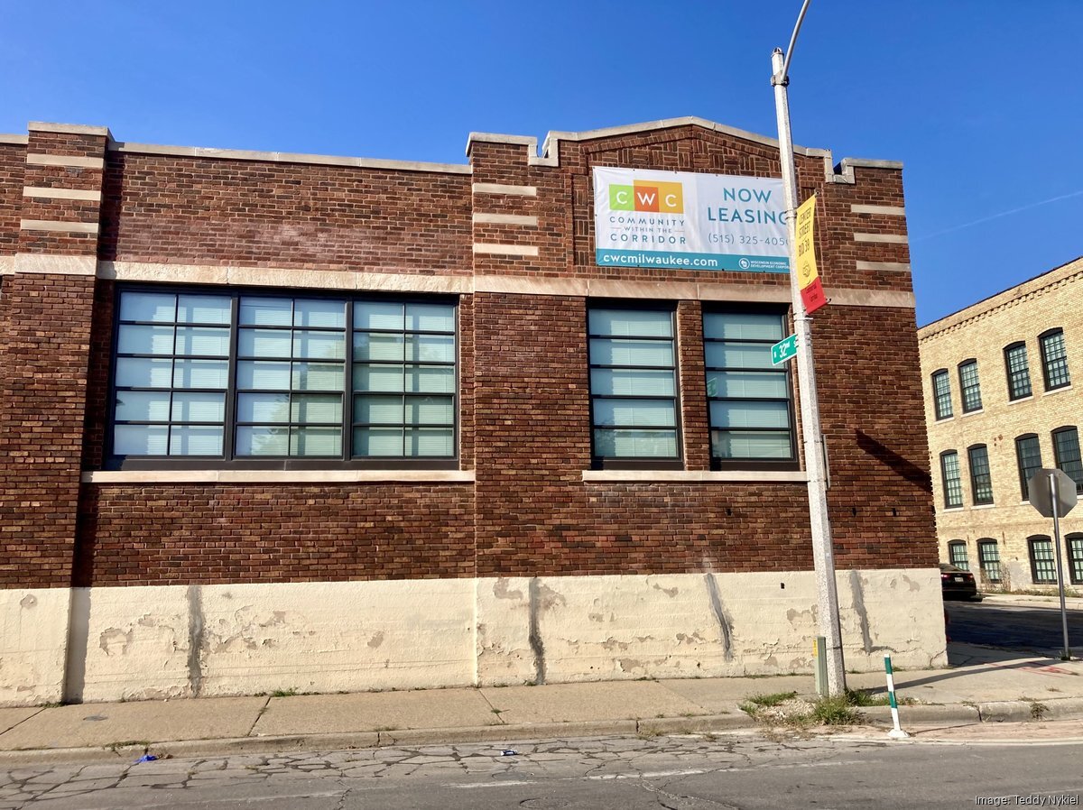 3212 W Center St, Milwaukee, WI for Rent