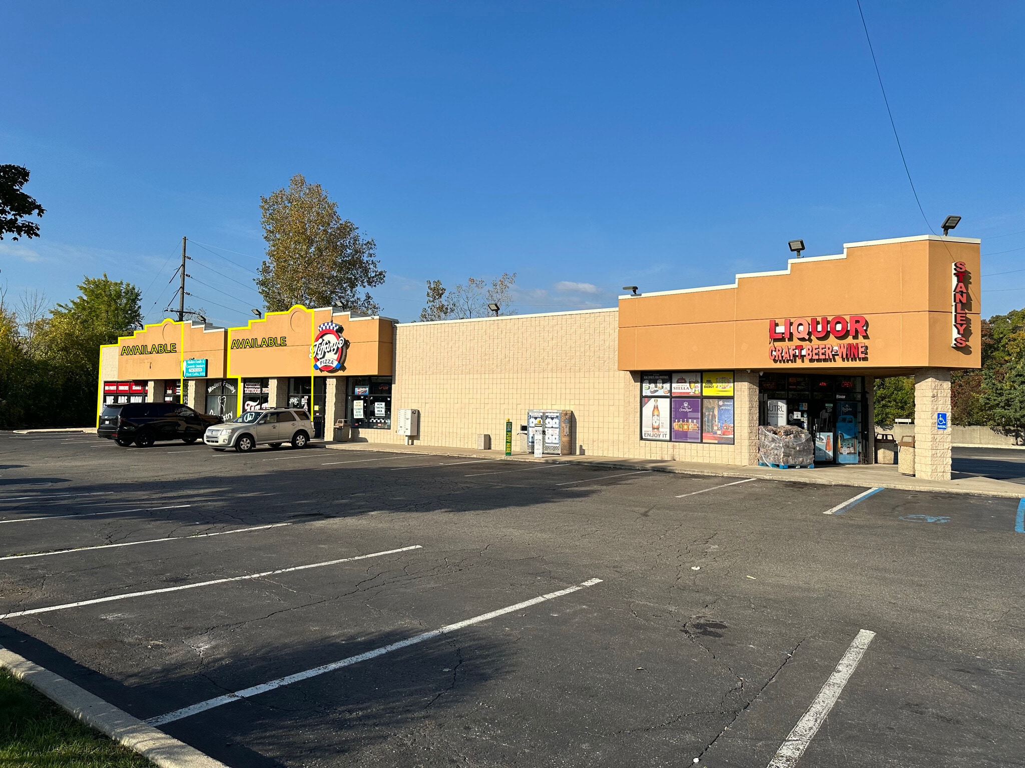 25000-25100 Telegraph Rd, Brownstown, MI for Rent