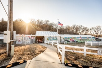 Junction City, KS Veterinarian/Kennel - 12344 Kennel Dr Junction City, KS Veterinarian/Kennel - 12344 Kennel Dr