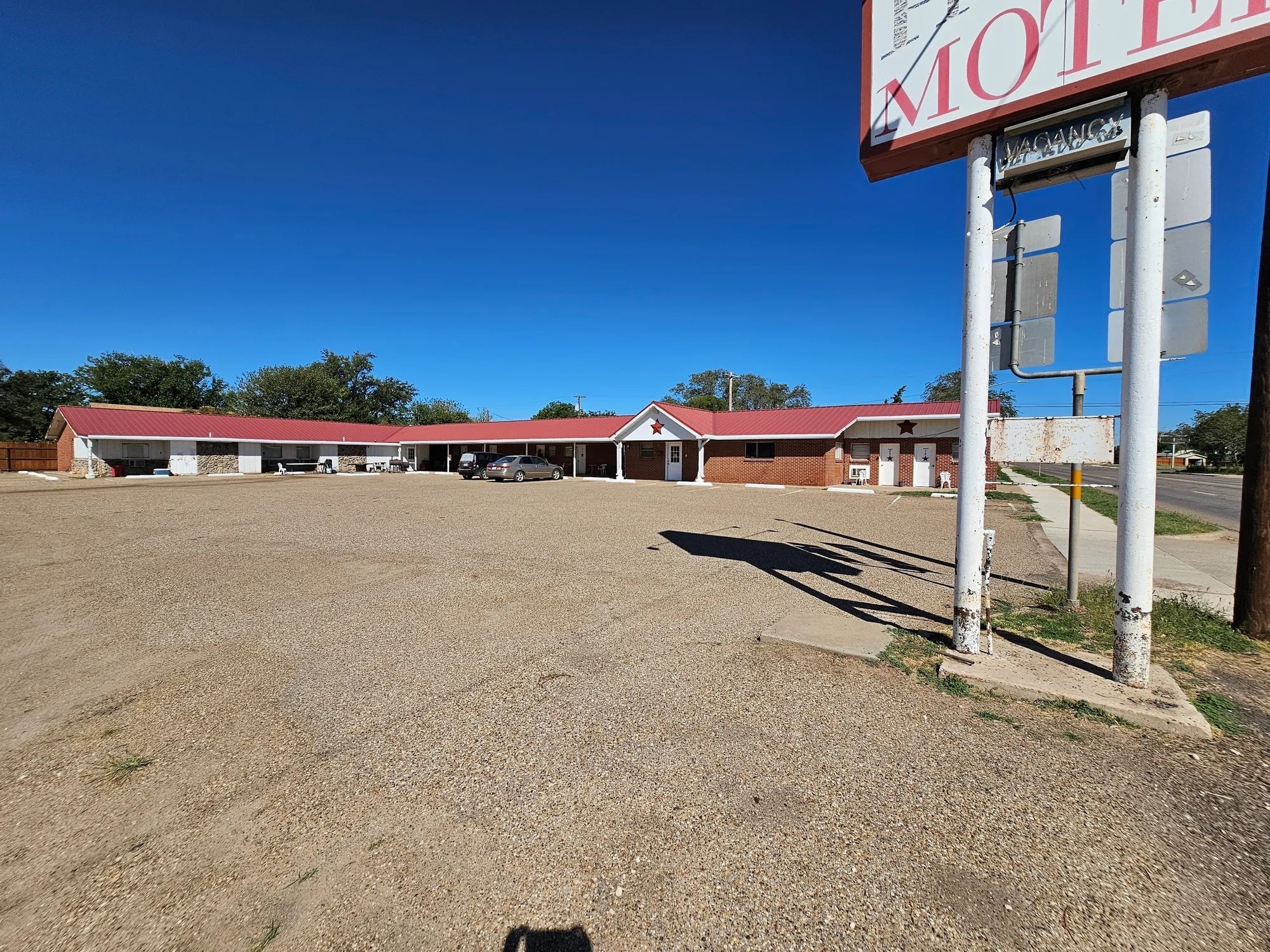 500 W Kentucky St, Floydada, TX for Sale