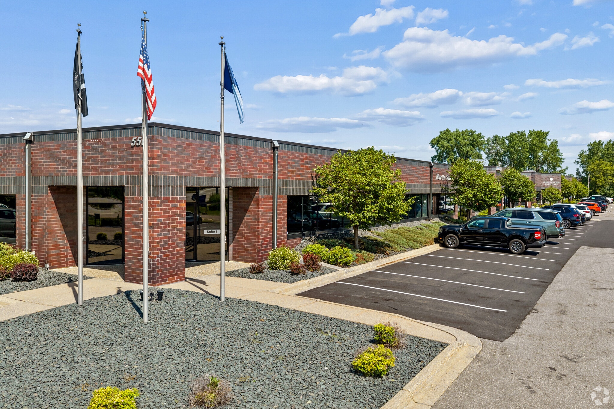 550-600 County Road D W, New Brighton, MN for Rent