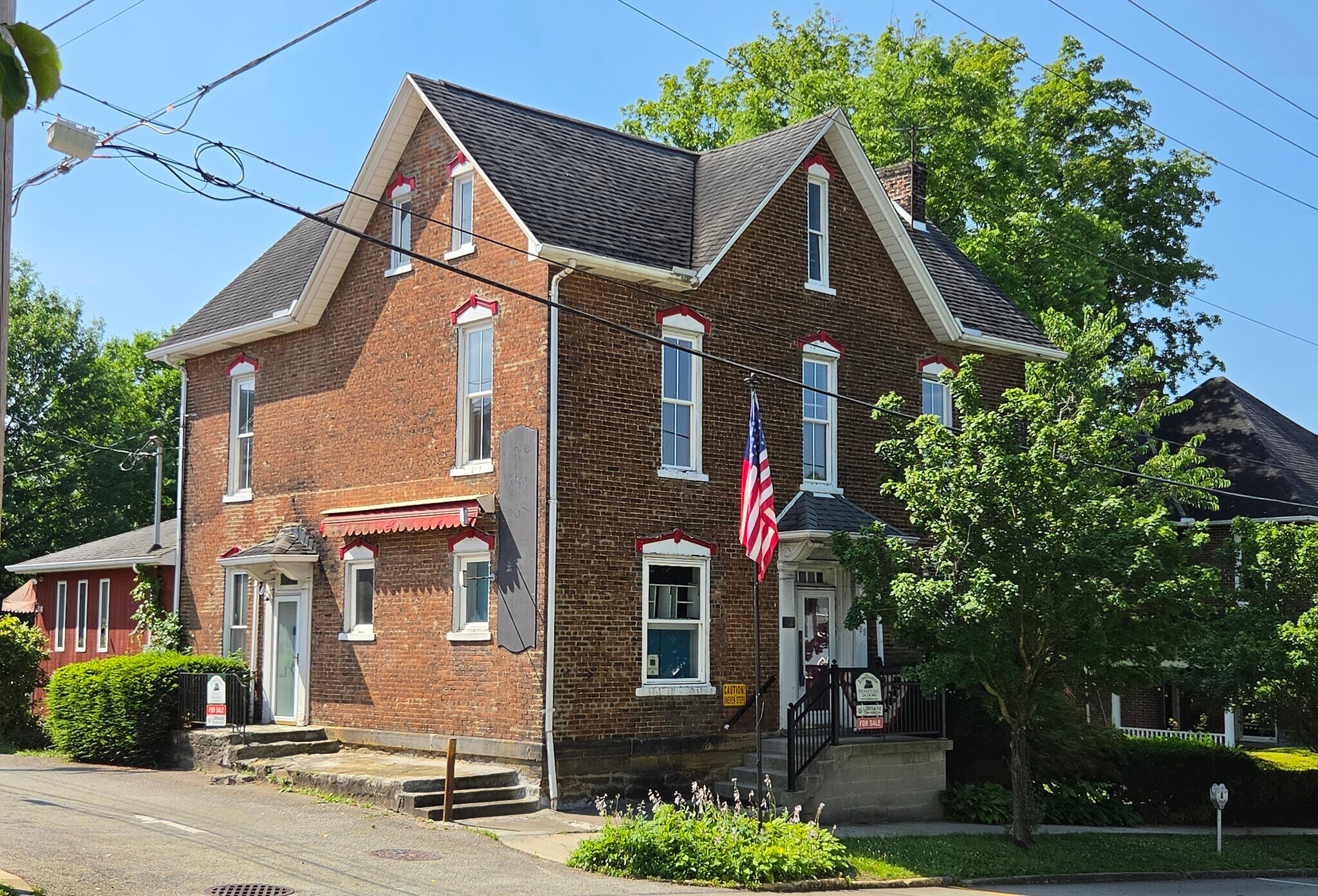 108 S Market St, Ligonier Township, PA for Sale