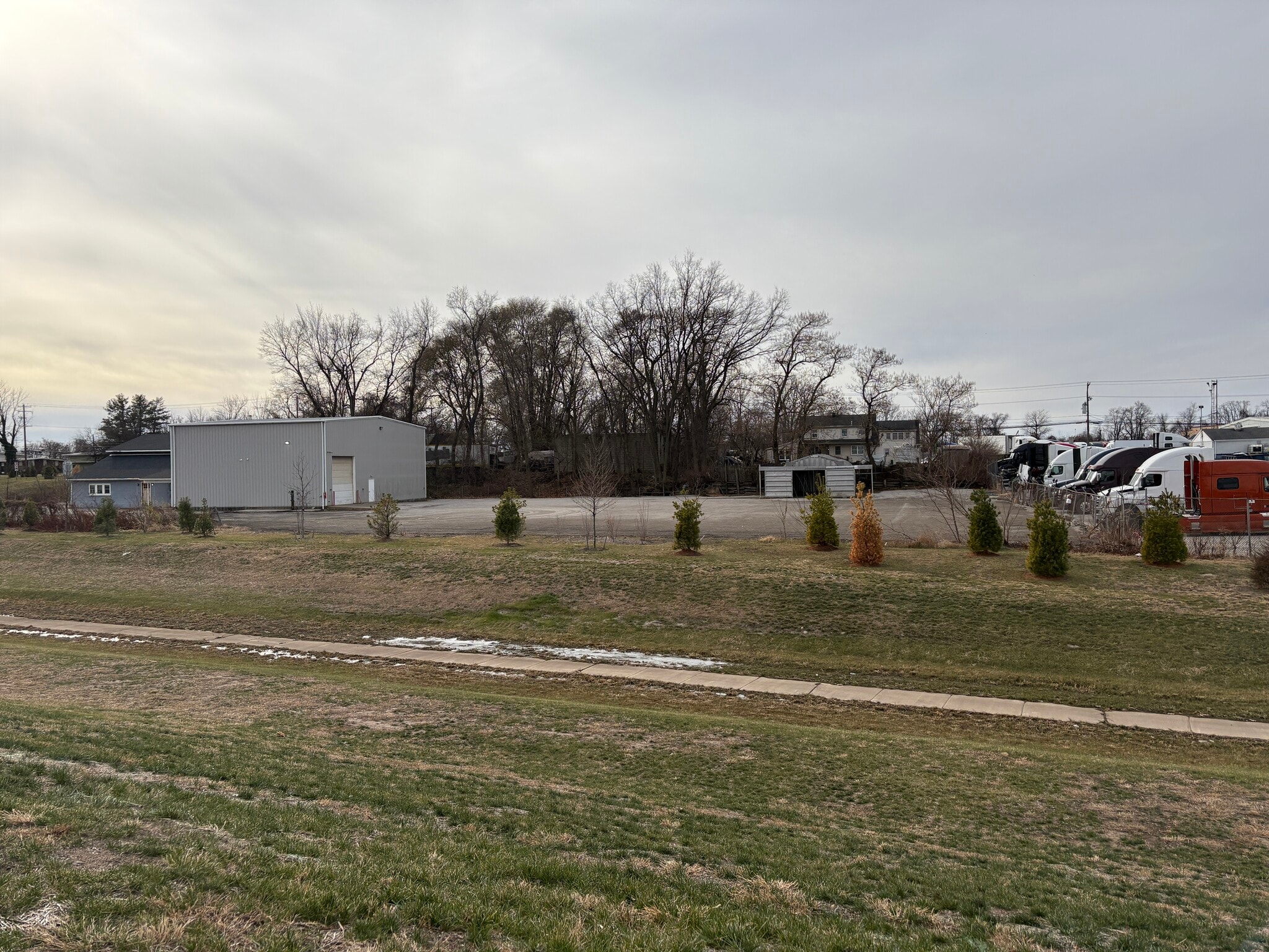 1560 S Pennsylvania Ave, Morrisville, PA for Rent