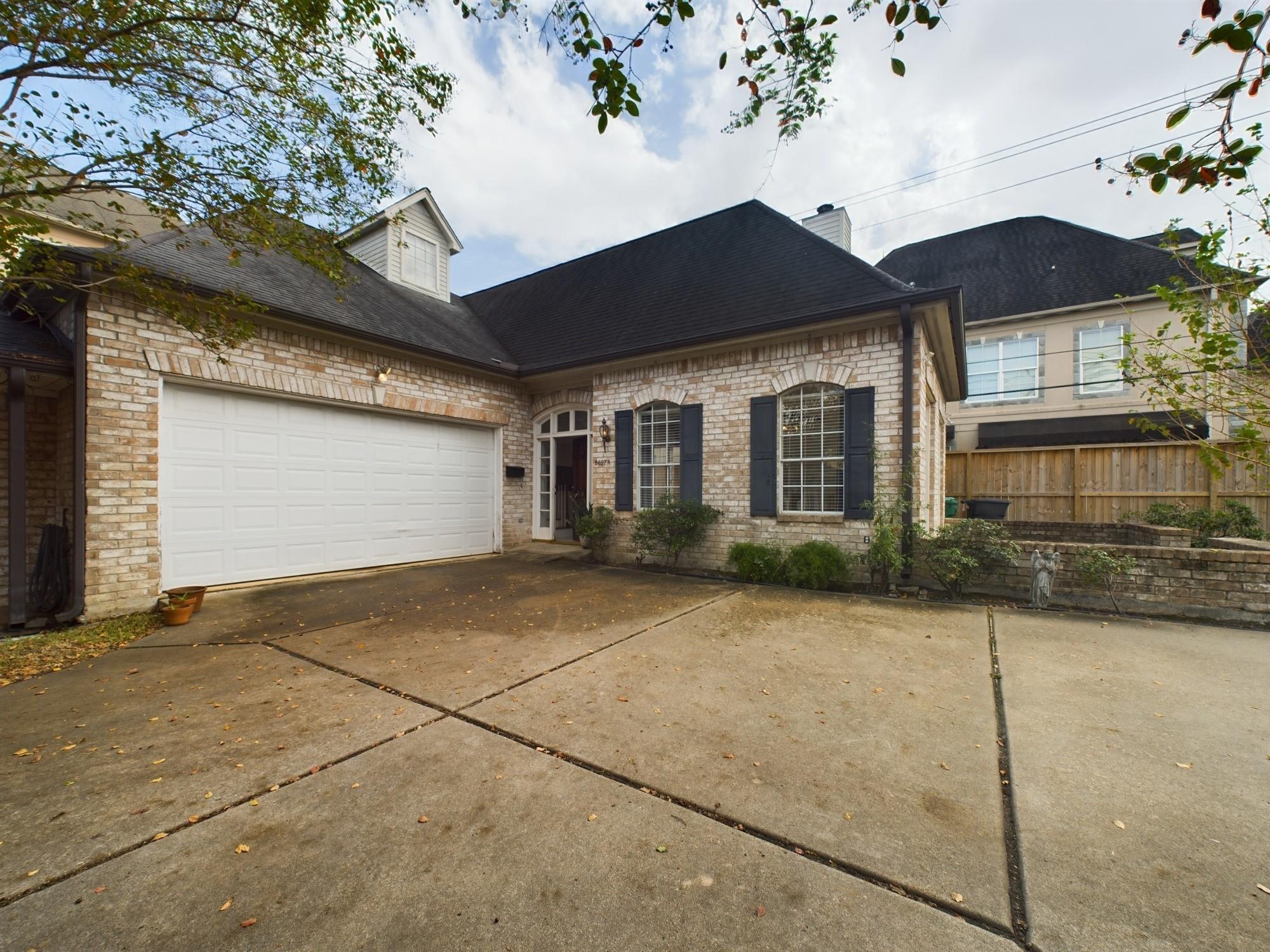 5627 Winsome Ln, Houston, TX for Rent