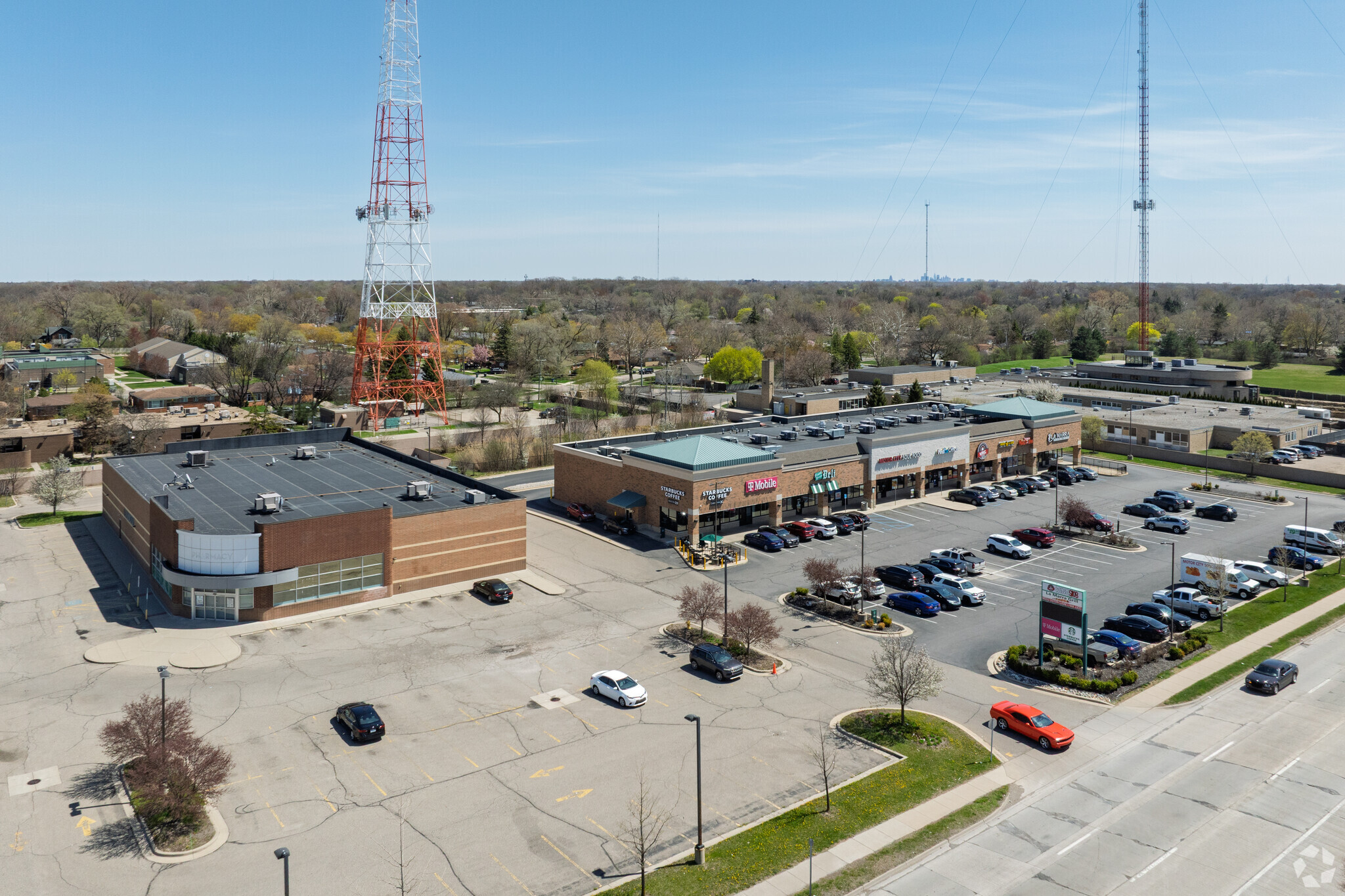 24700-24840 Greenfield Rd, Oak Park, MI for Rent