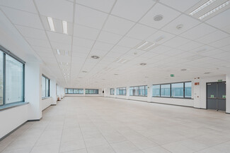 Fuenlabrada, MAD Retail - Calle Gardenias