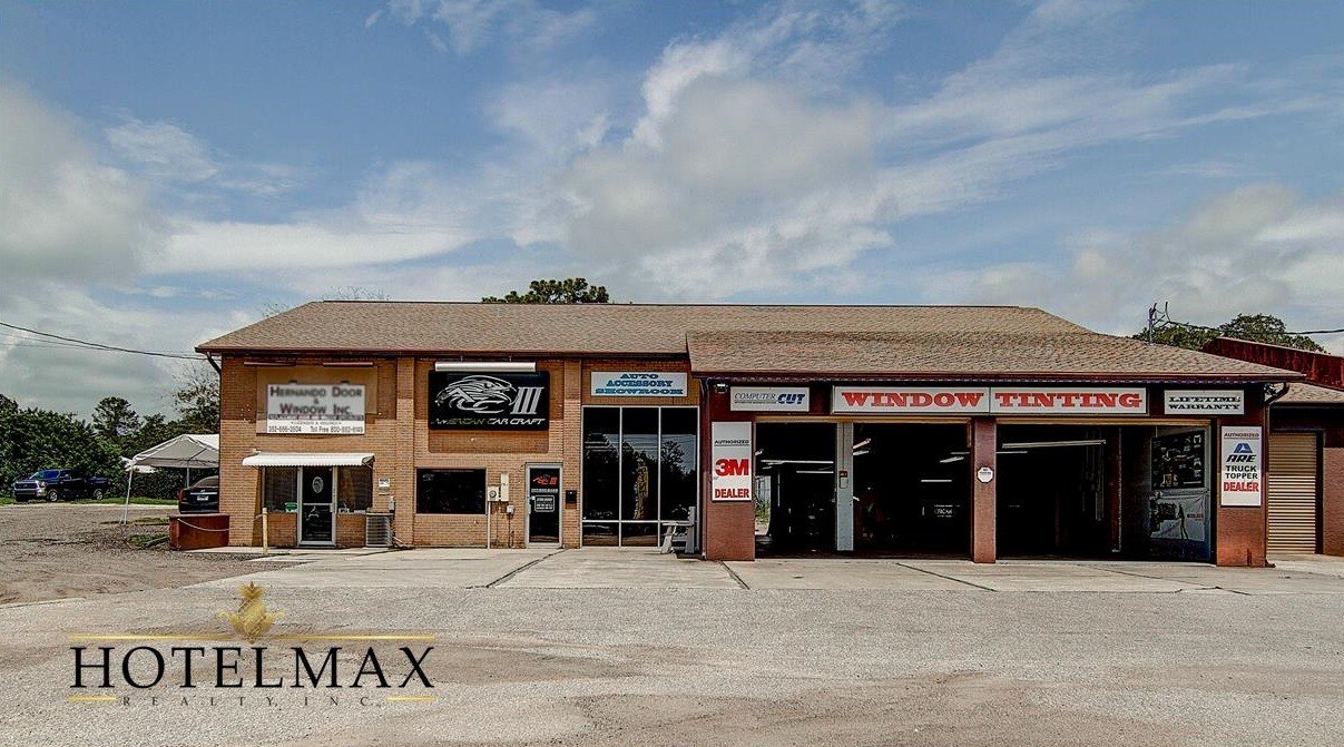 18510 US Highway 19 Hudson, FL 34667 Flex Property for Lease on