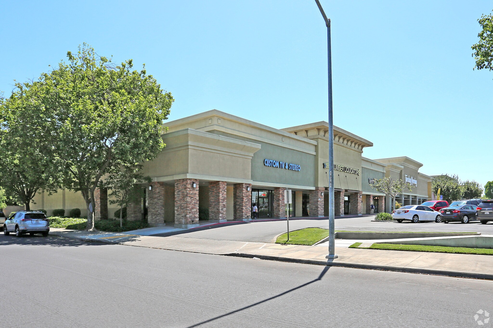 3250 Dale Rd, Modesto, CA for Rent