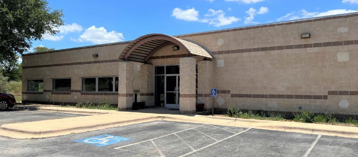 1500 Business Park Dr, Bastrop, TX for Rent