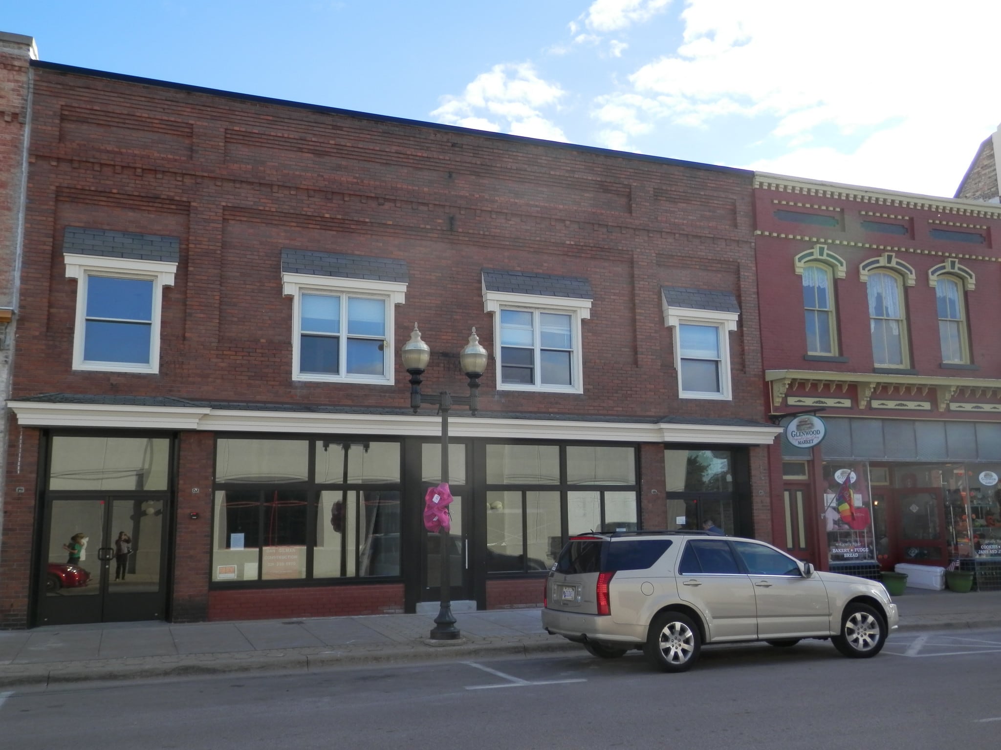415 River St, Manistee, MI for Rent