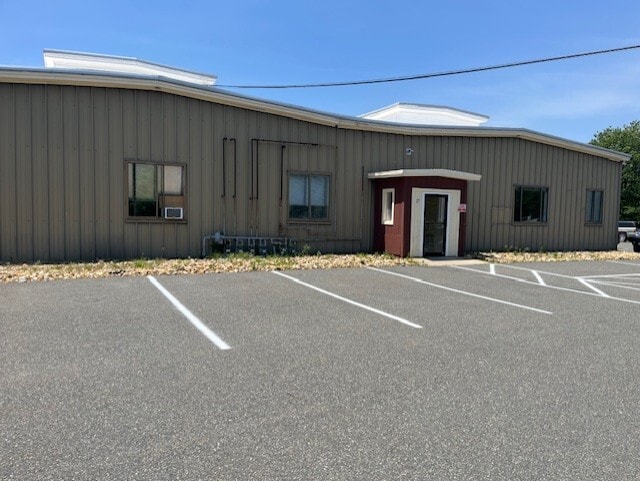 17-19 Hayward St, Ipswich, MA for Rent