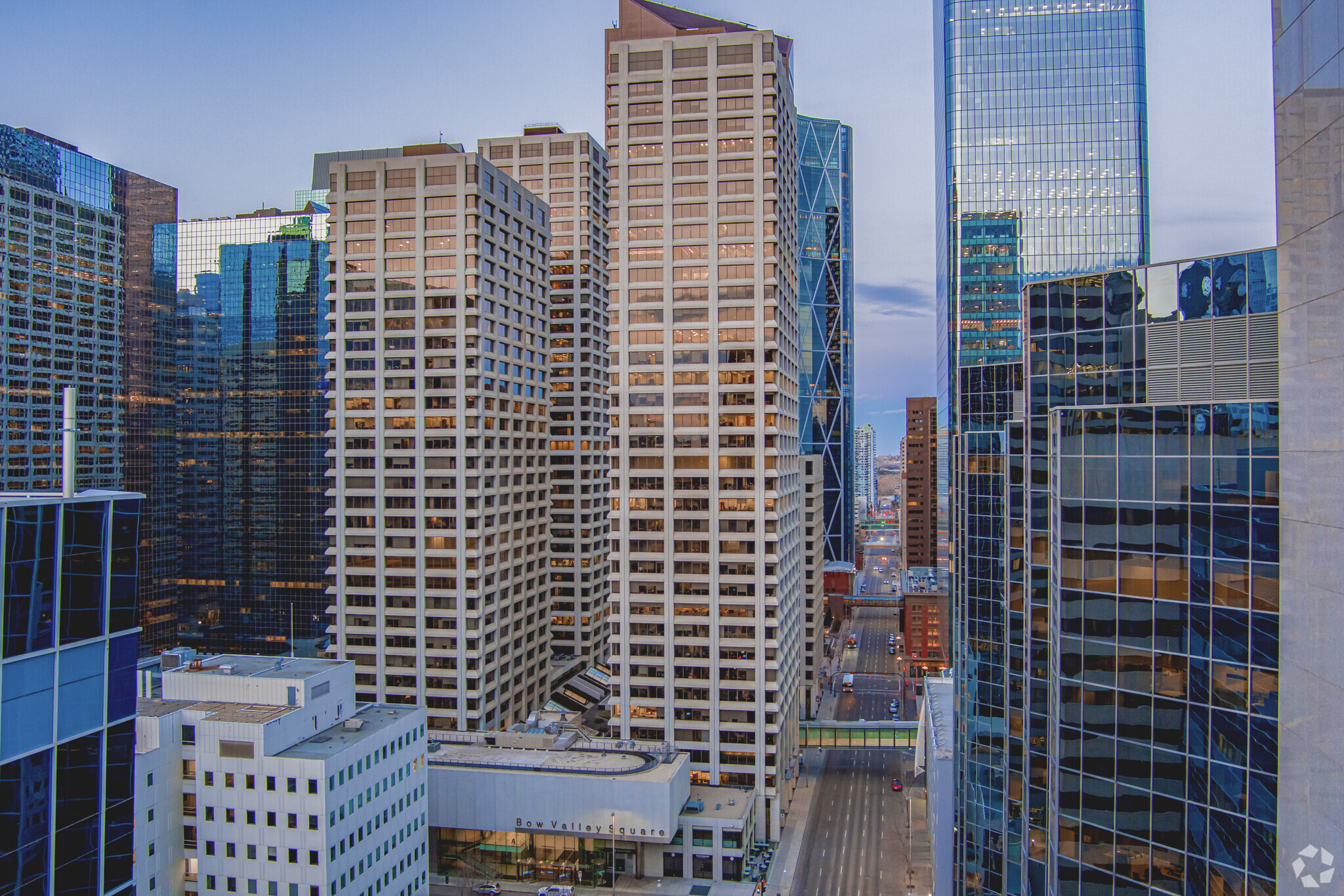 250 6th Ave SW, Calgary, AB for Rent