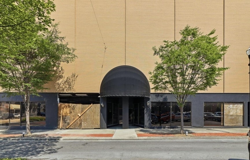 300 Broad St, Kingsport, TN for Sale