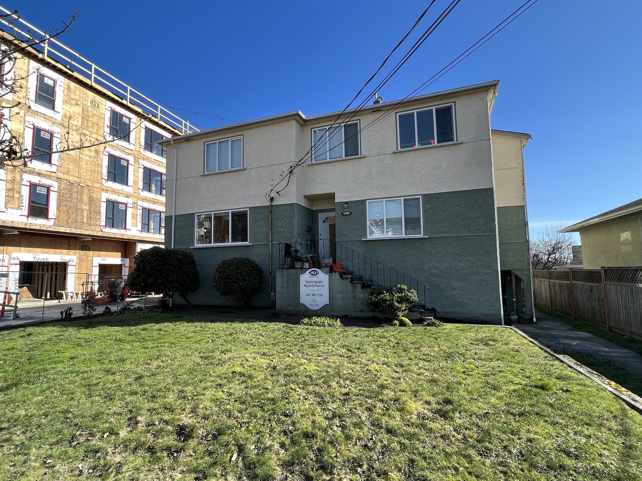 2821 Irma St, Victoria, BC for Sale