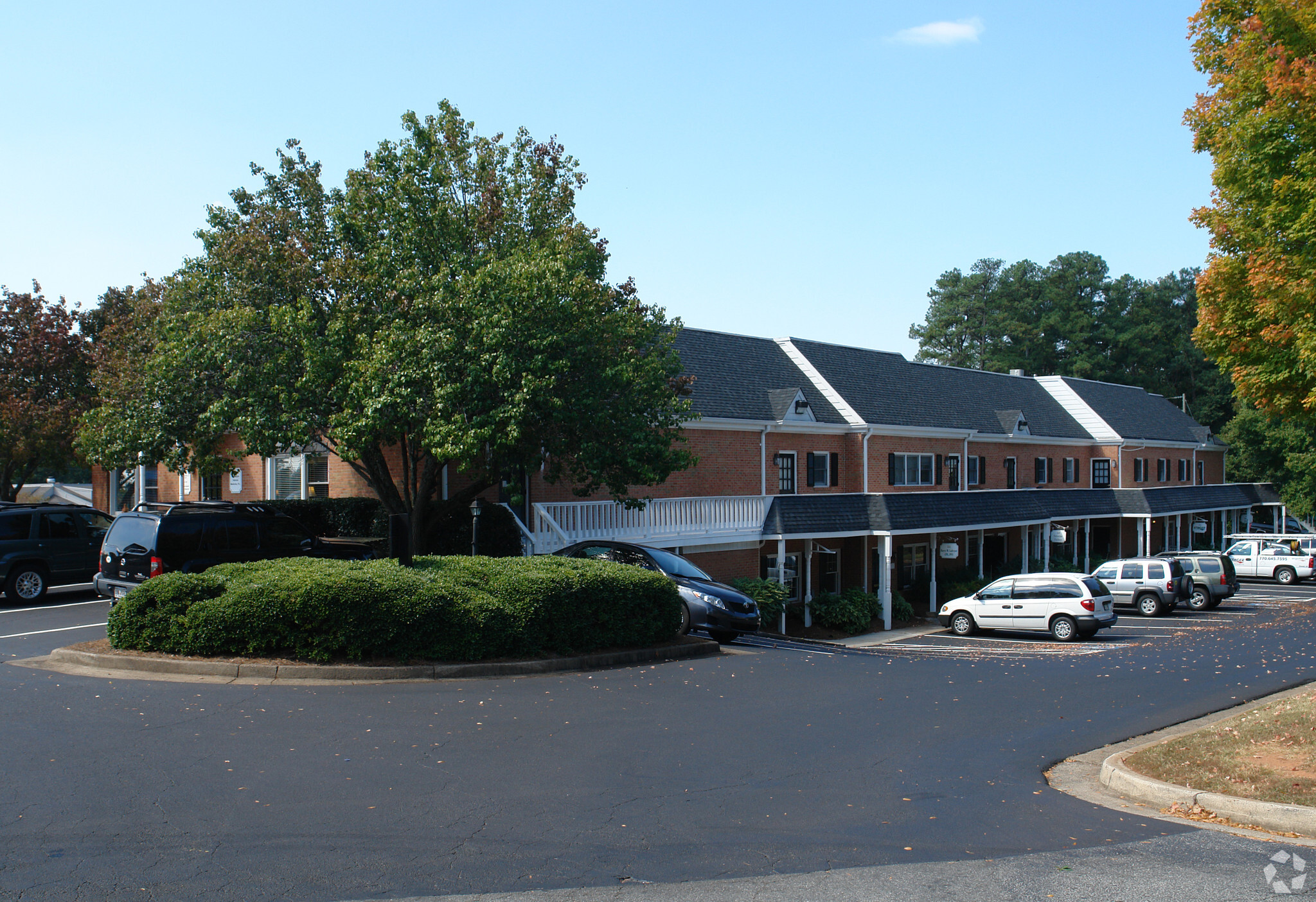 45 W Crossville Rd, Roswell, GA for Rent