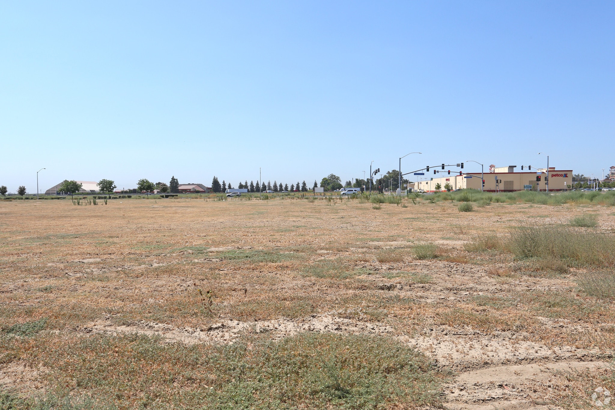 2530 W Tuolumne Rd, Turlock, CA for Rent