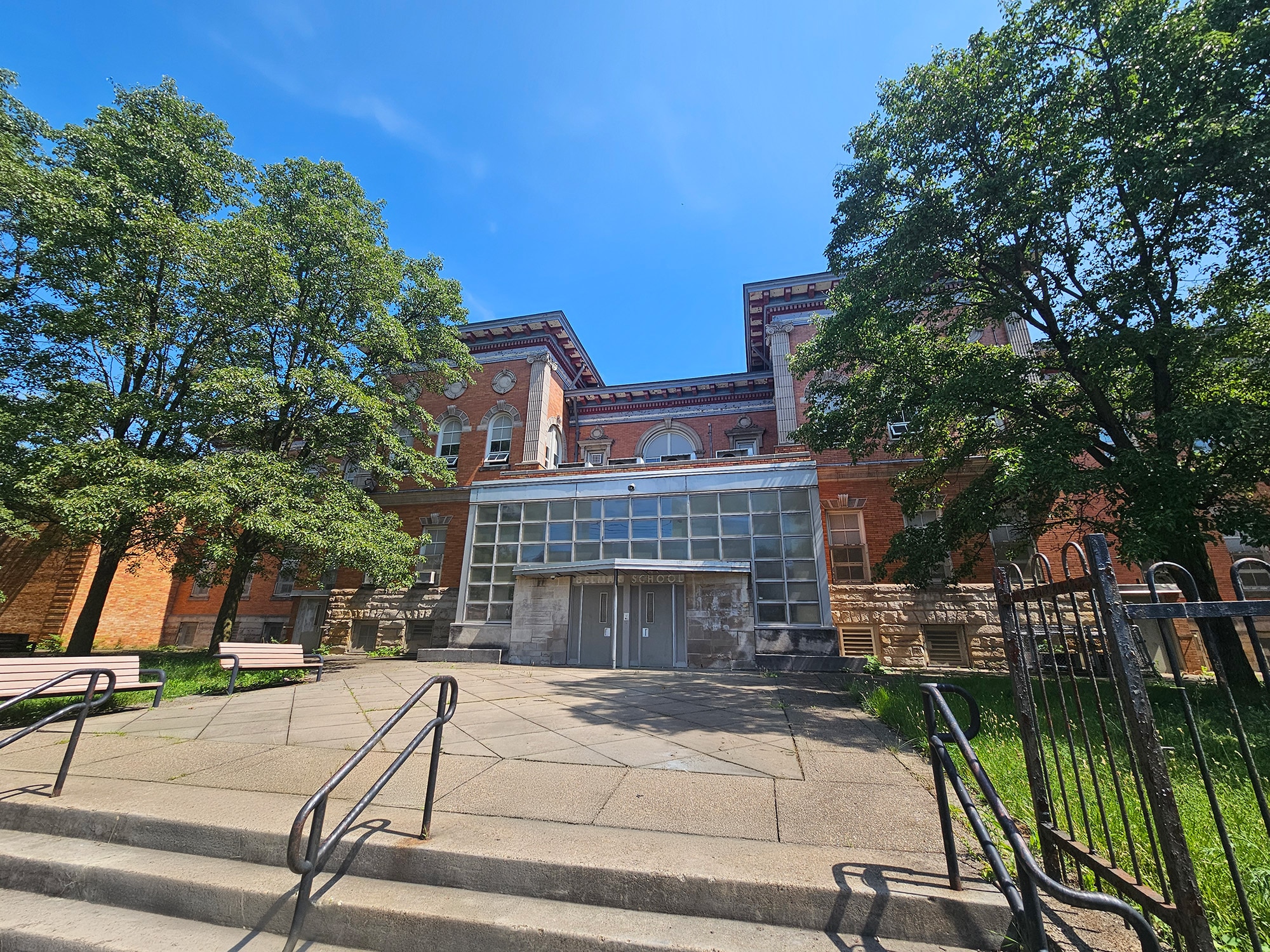 7109 Hermitage St, Pittsburgh, PA for Rent
