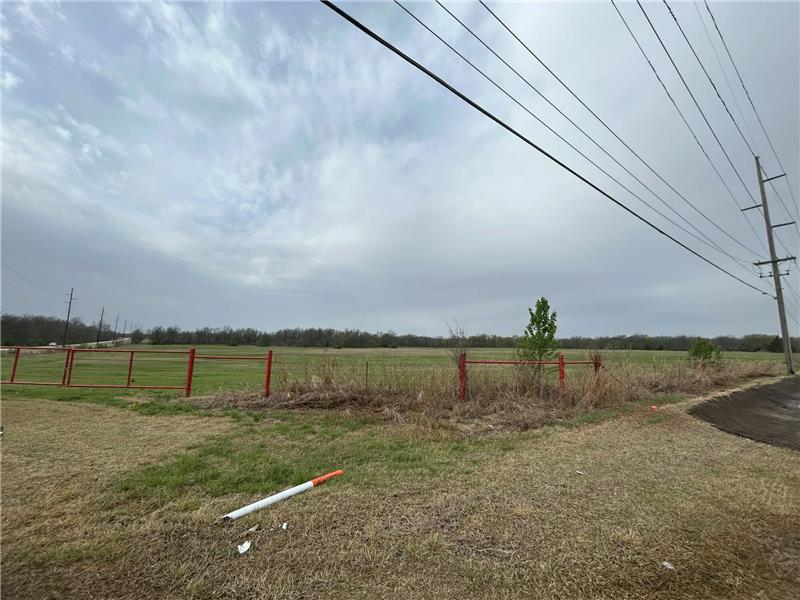 18596-19216 E 11th St, Tulsa, OK for Sale