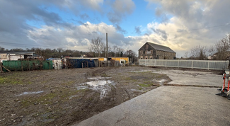 Llanybydder, DYF Industrial - Station Ter