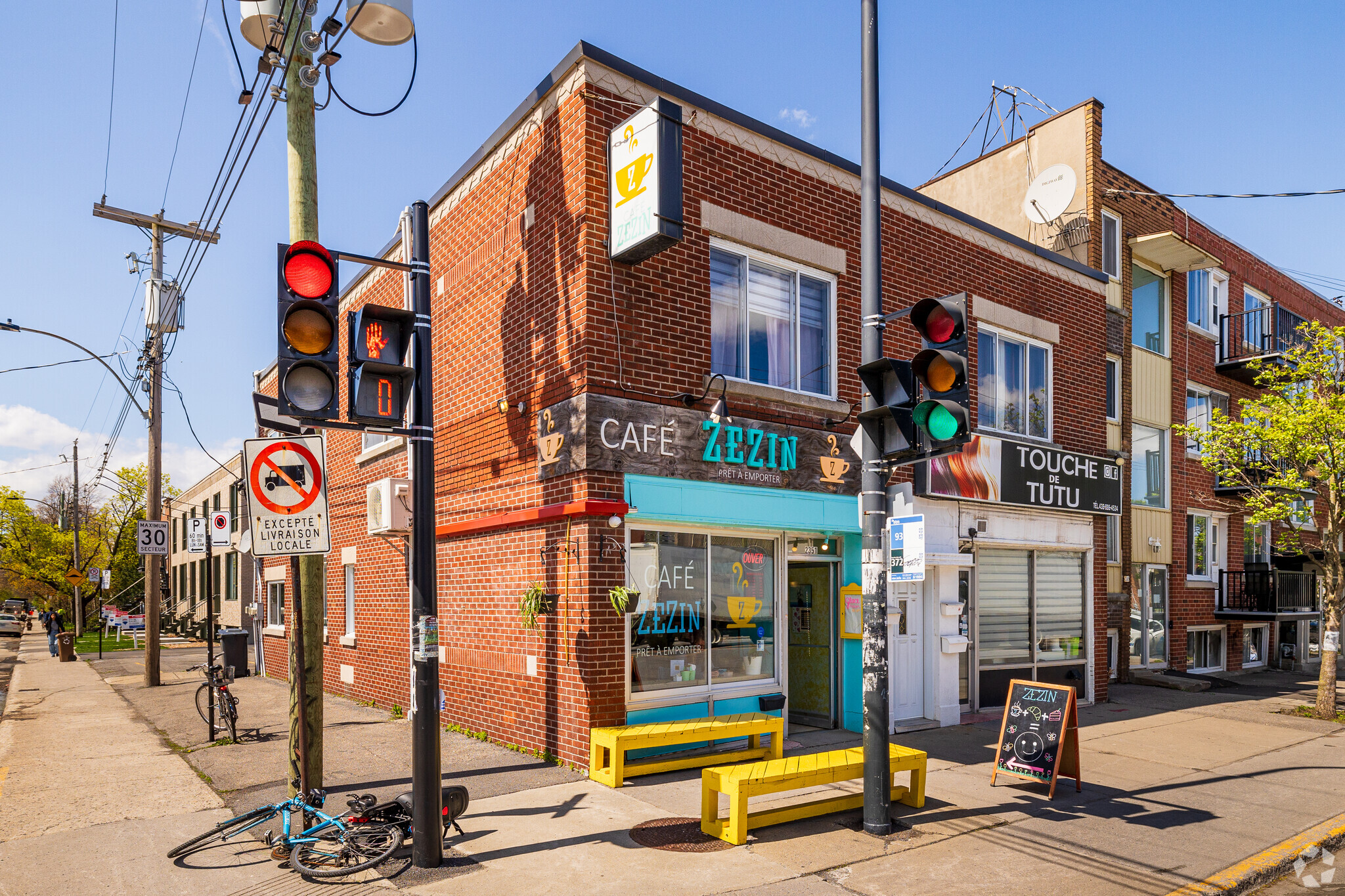 2351-2357 Rue Jean-Talon E, Montréal, QC for Sale