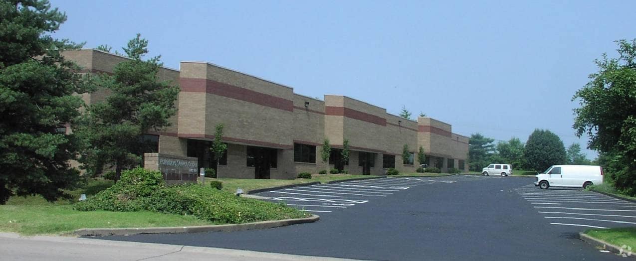 3401-3421 Hollenberg Dr, Bridgeton, MO for Rent