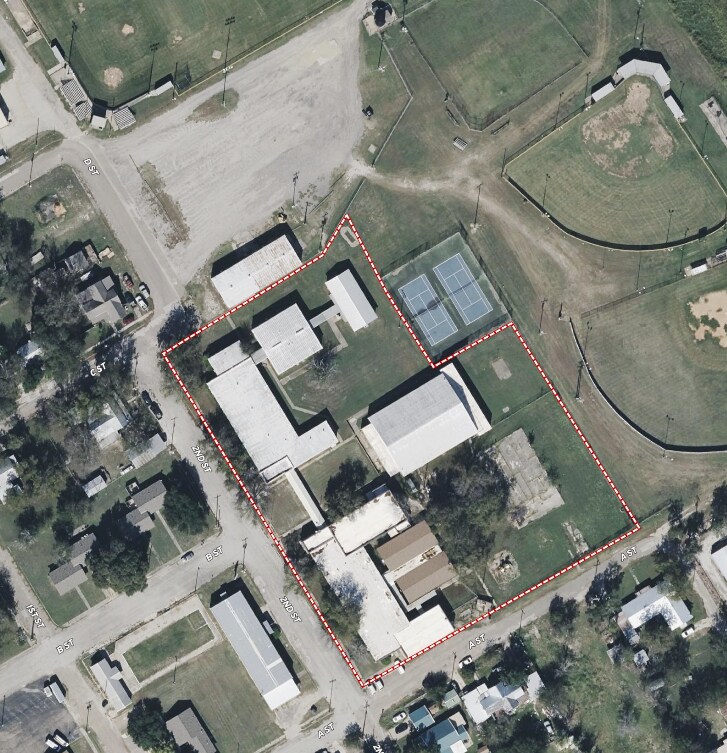 301 2nd St, Meridian, TX for Sale