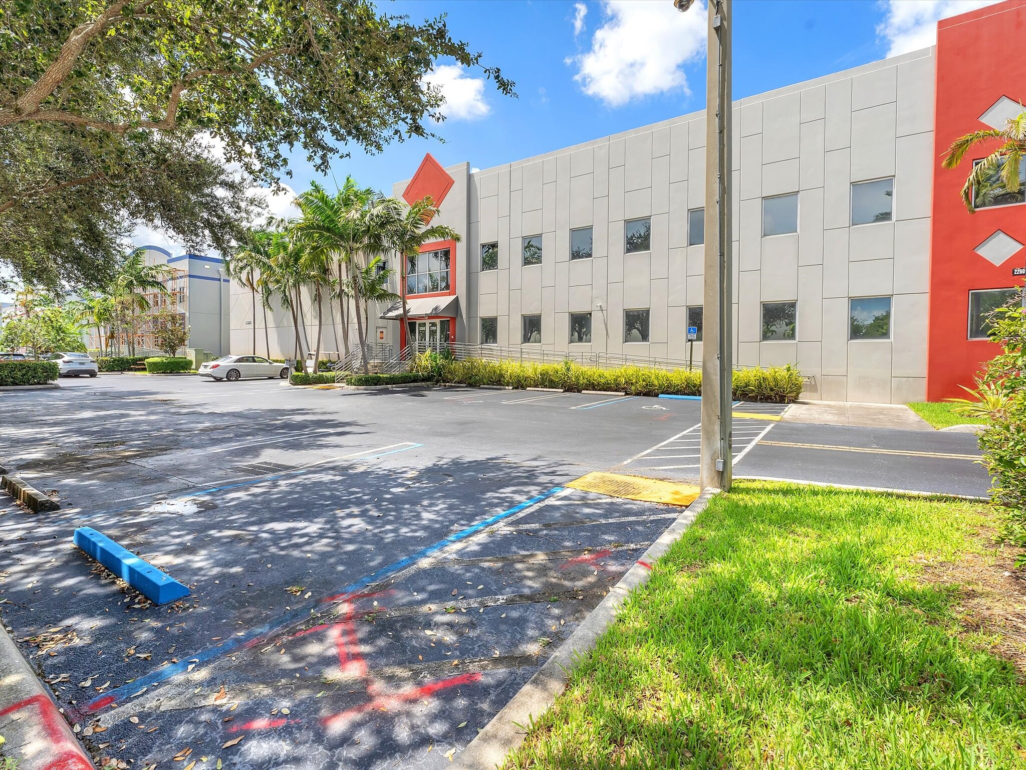 2260 NW 114th Ave, Doral, FL for Rent