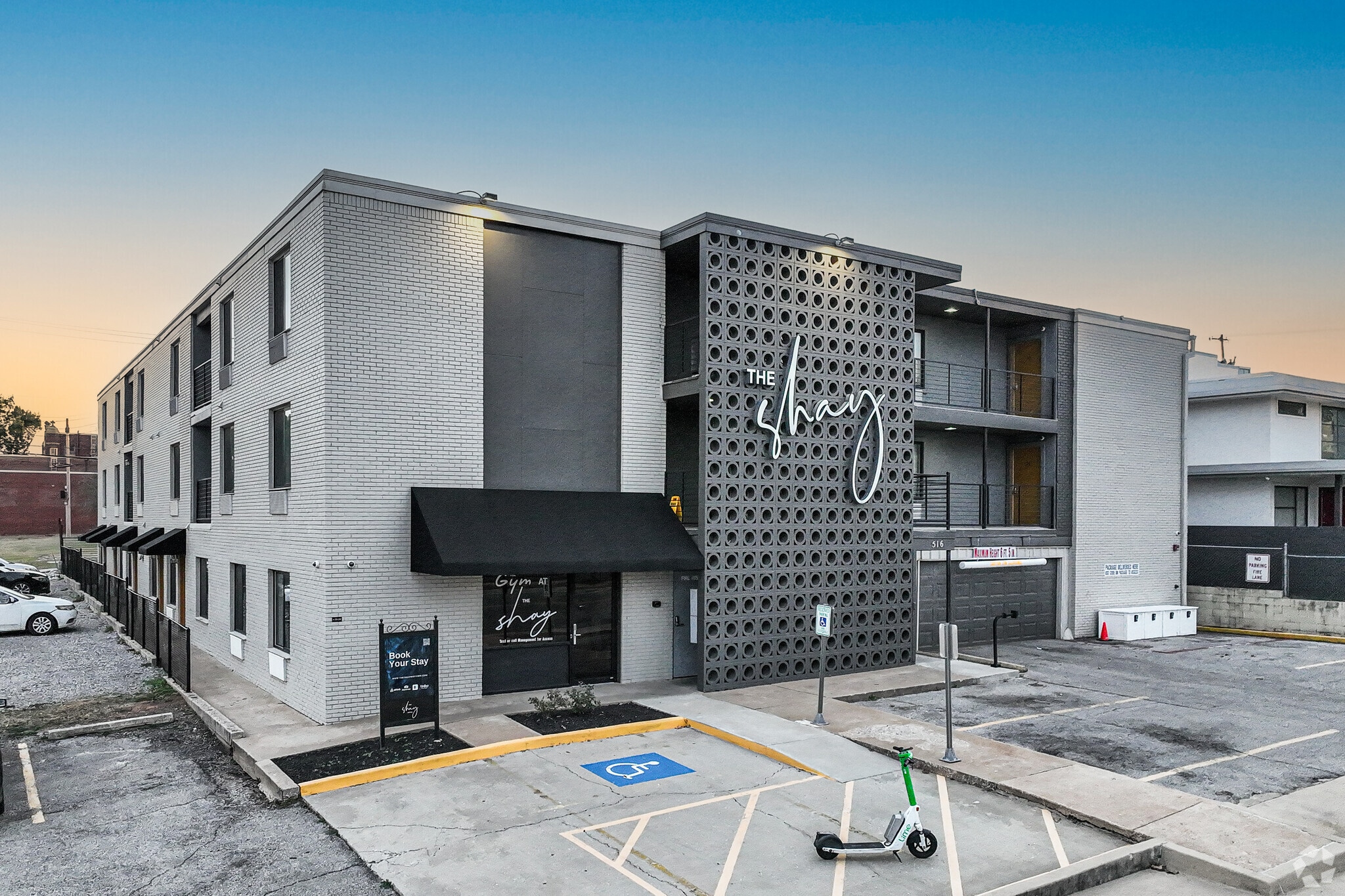 516 NW 8th St, Oklahoma City, OK for Sale