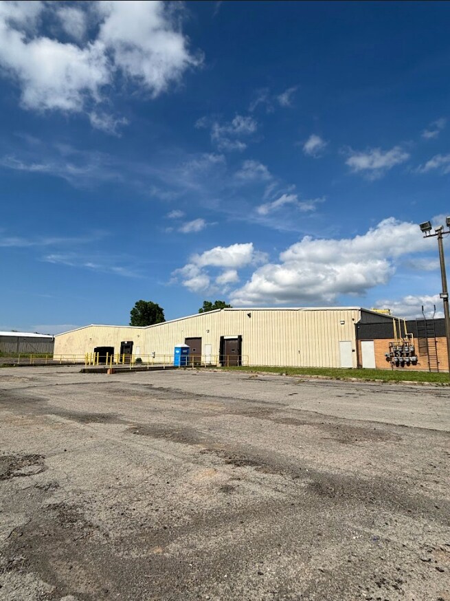 6050 Don Murie St, Niagara Falls, ON for Rent