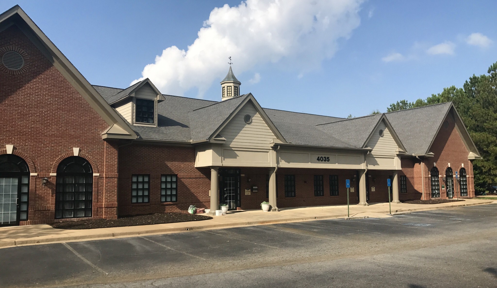 4035 Johns Creek Pky, Suwanee, GA for Rent